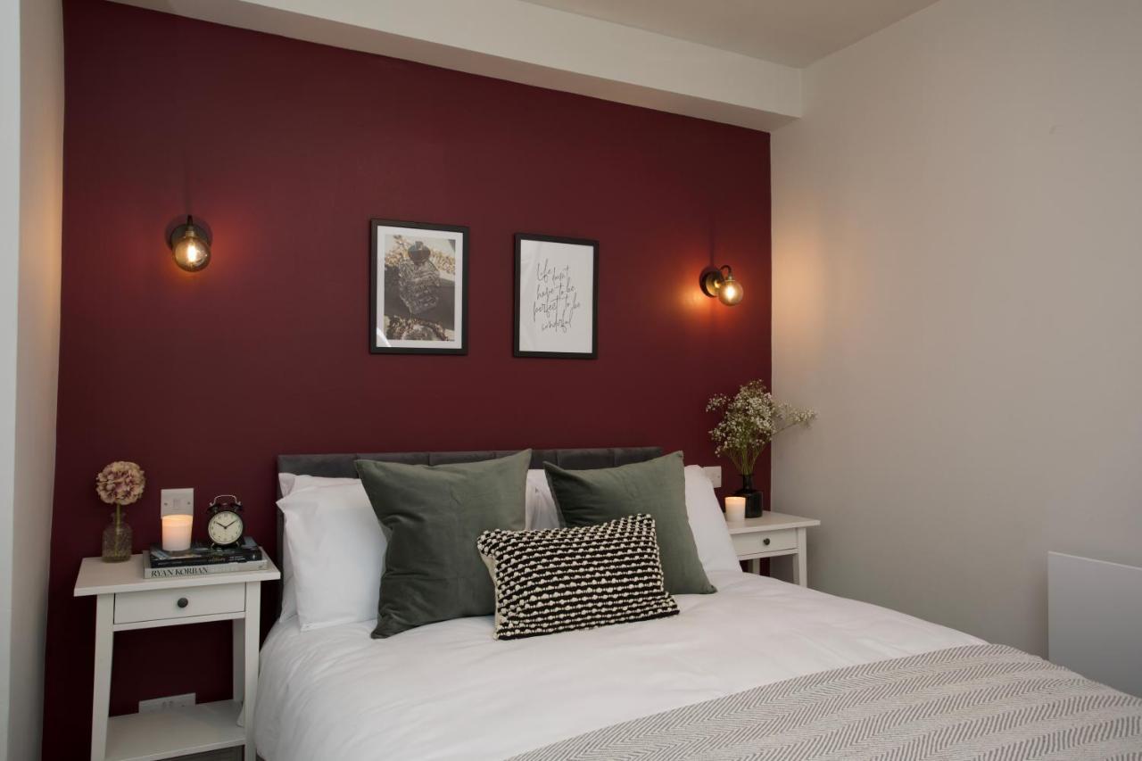 Lincoln House Apartments Бакстон Экстерьер фото