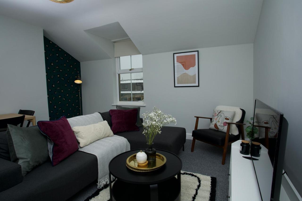 Lincoln House Apartments Бакстон Экстерьер фото